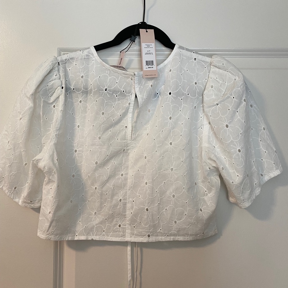 NWT - BCBGeneration Ruched Front Crop Top - Picture 3 of 4